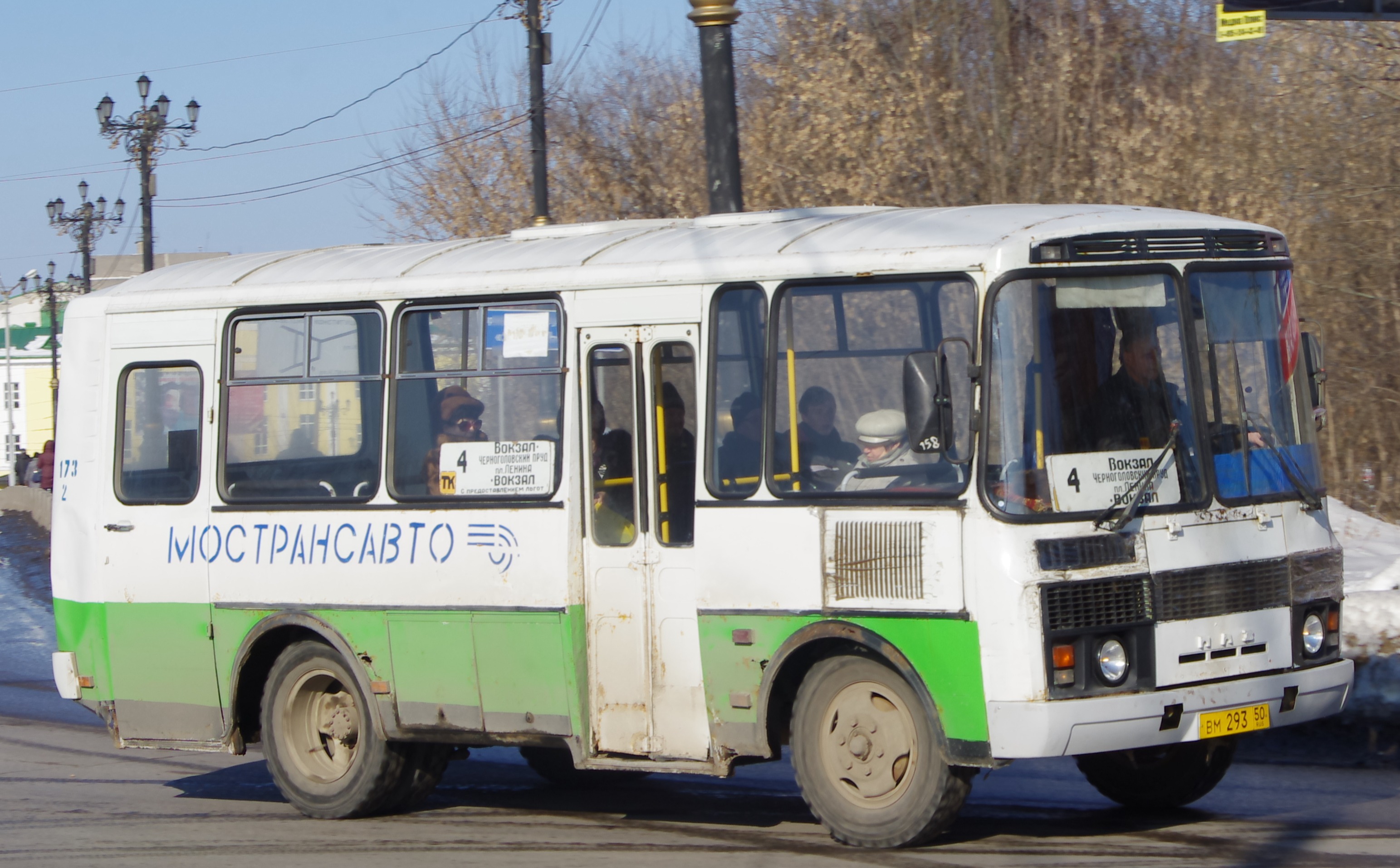 Матвиенко потребовала убрать старые автобусы, назвав их «ведра с гвоздями»