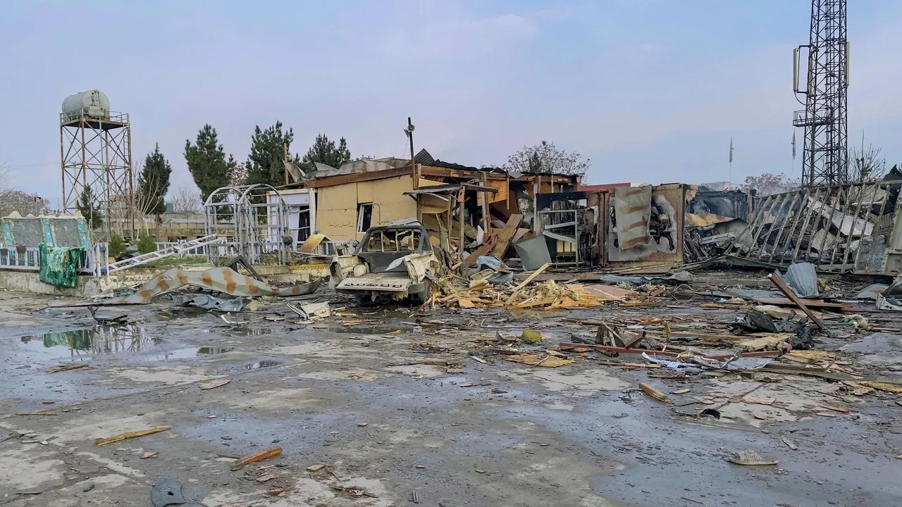 Бывшее здание КамАЗа разбомбили в Афганистане