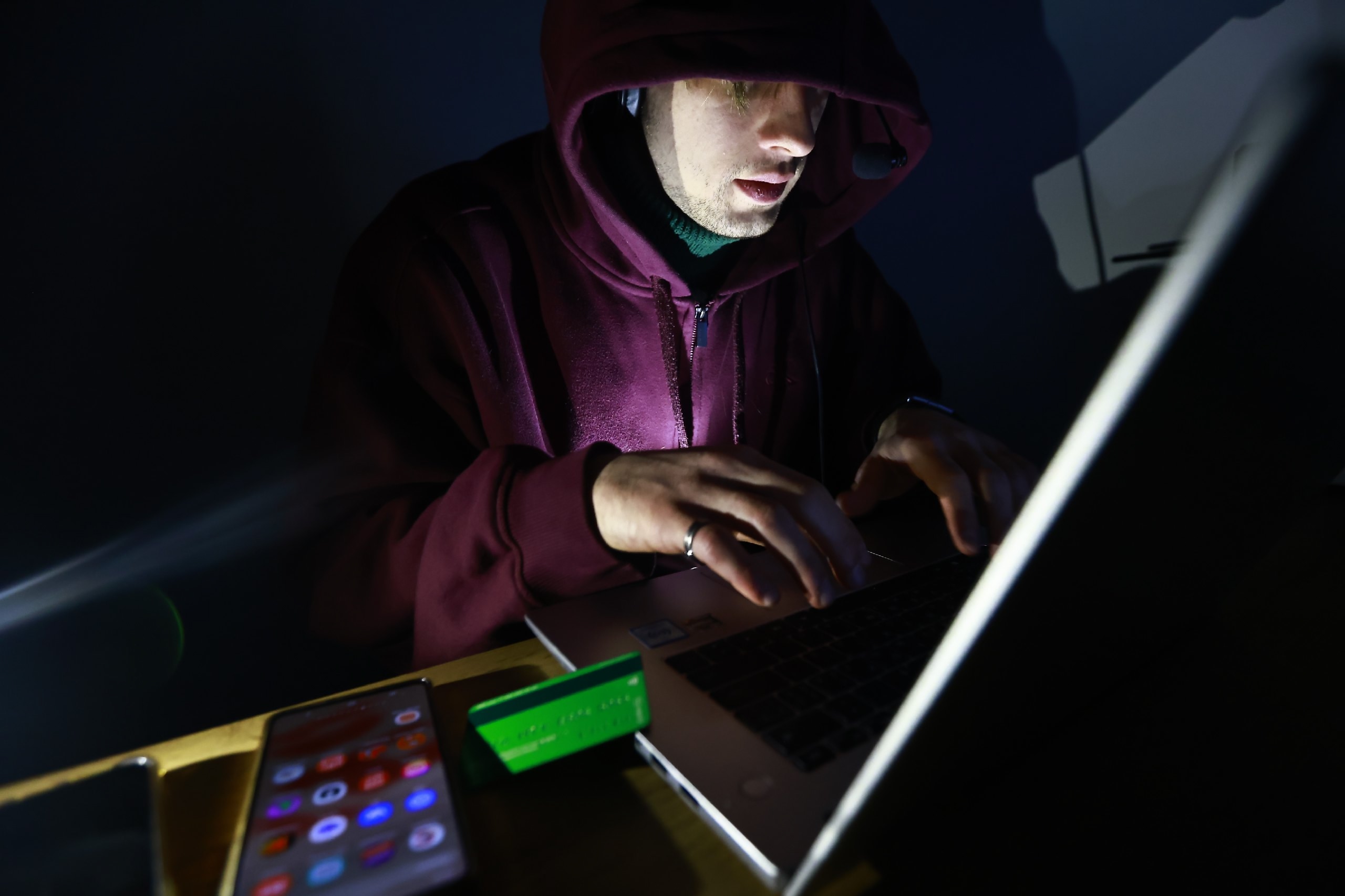 Как татарстанцы отнеслись к самозапрету на оформление кредитов и сим-карт