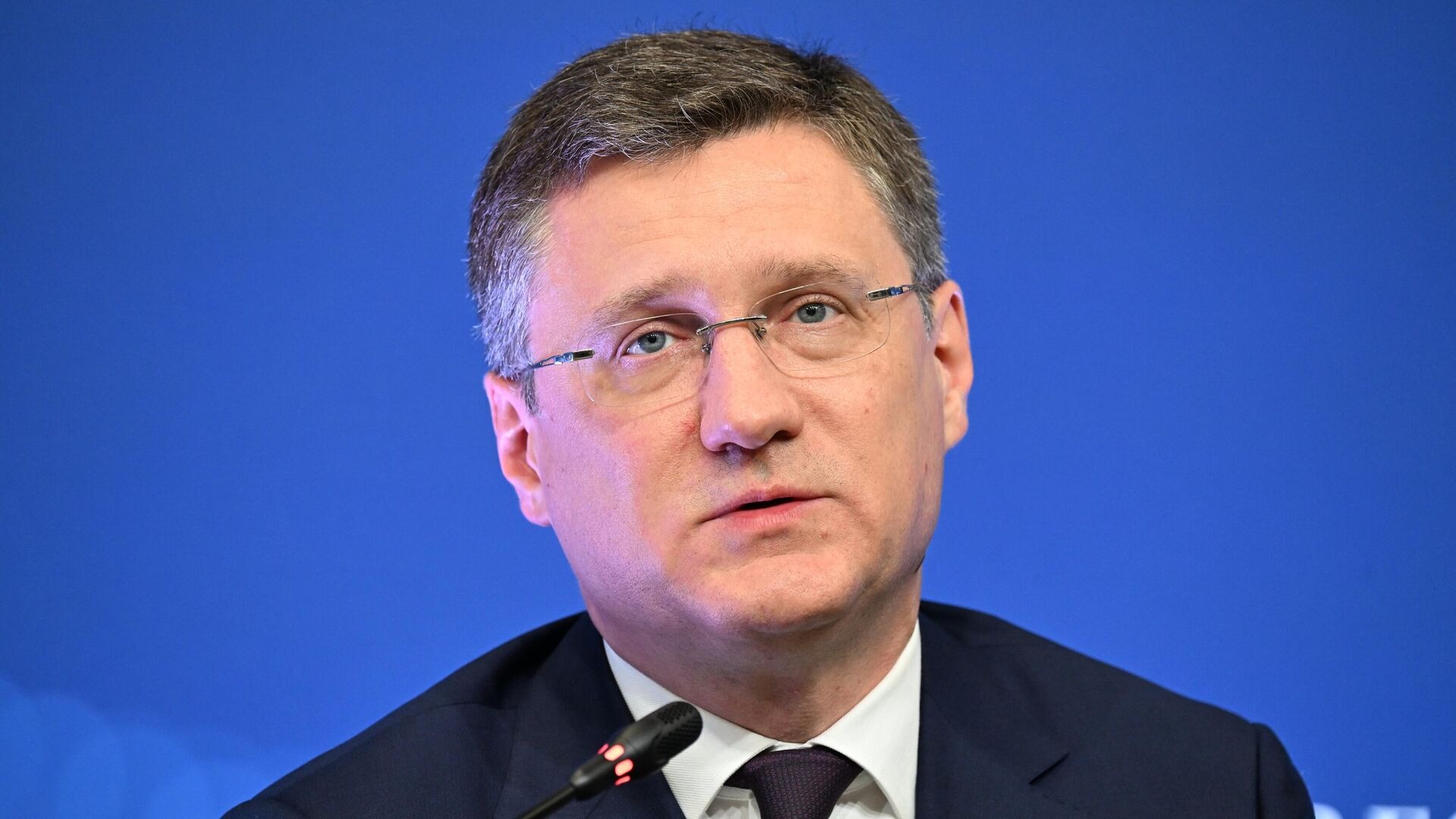 Новак заявил о крупнейшем за 40 лет энергокризисе в мире