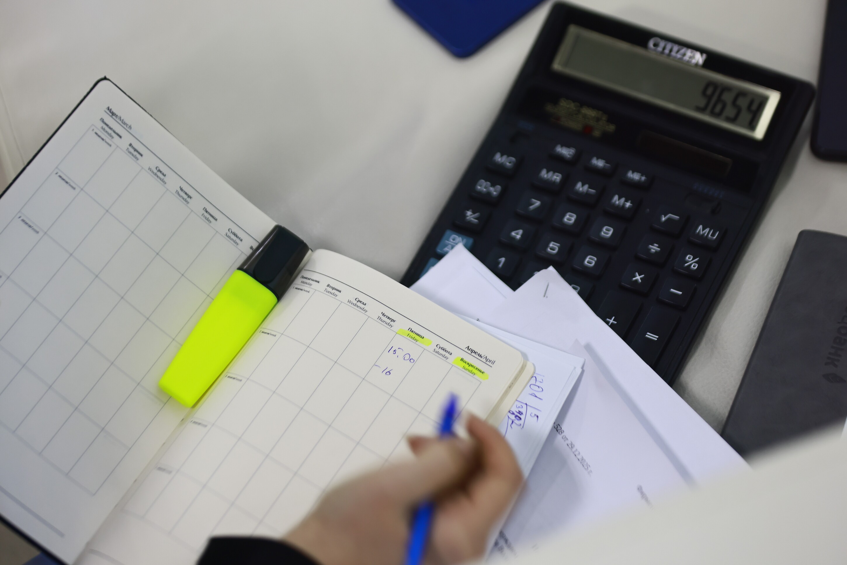 Курс доллара и евро к рублю побил двухлетний рекорд