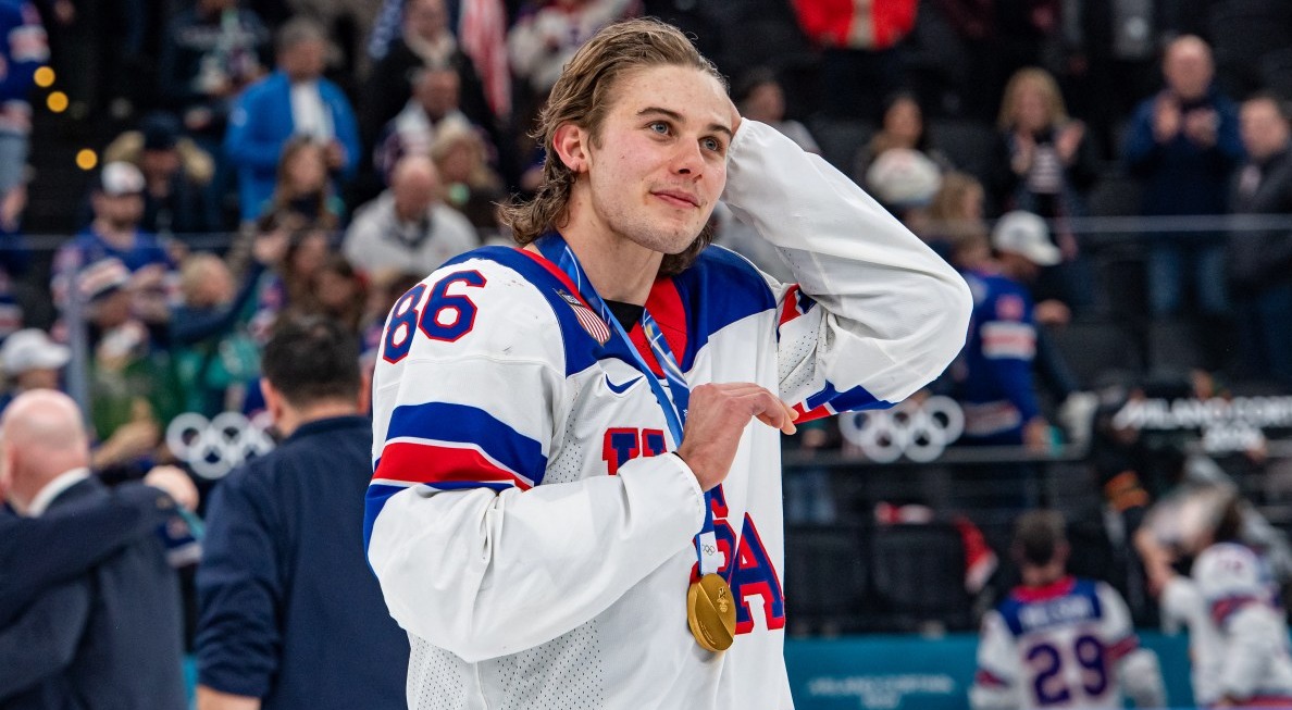 Автор золотой шайбы Олимпиады недоволен, что её поместили в Зал хоккейной славы