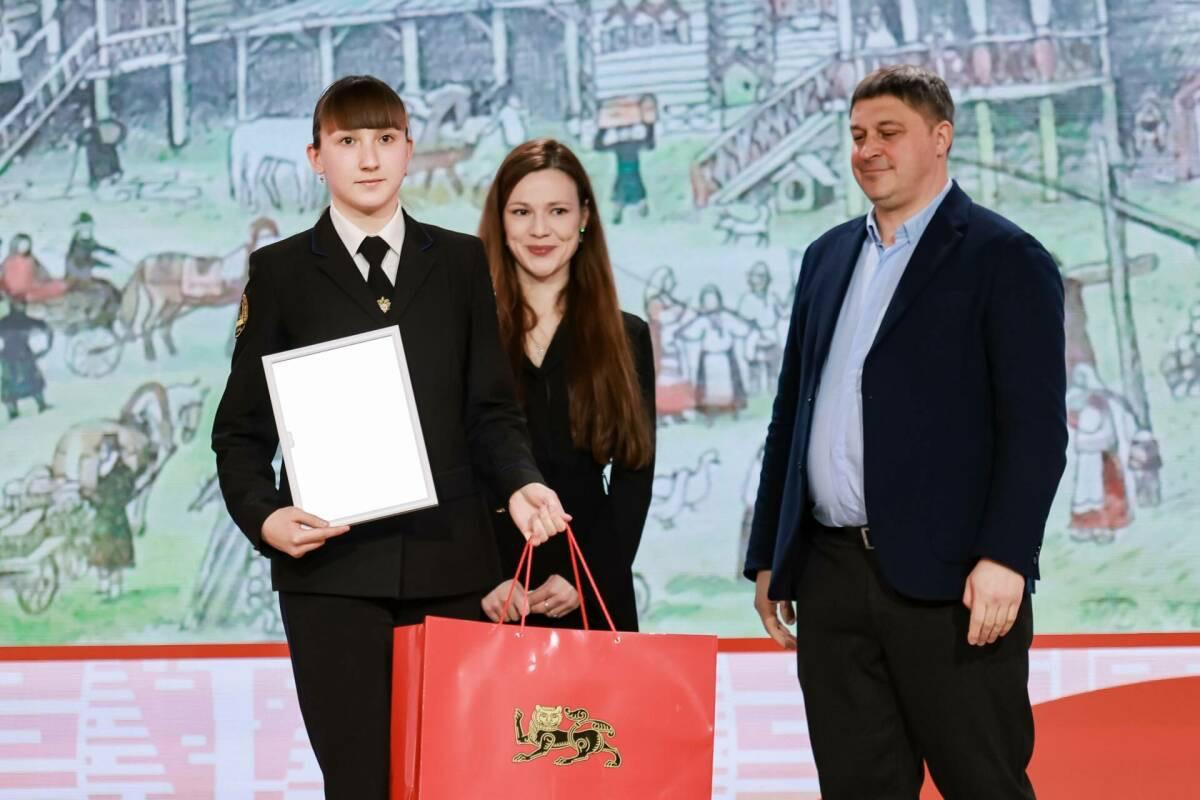 Студентка из Татарстана признана лучшей в конкурсе «История России в рисунке»
