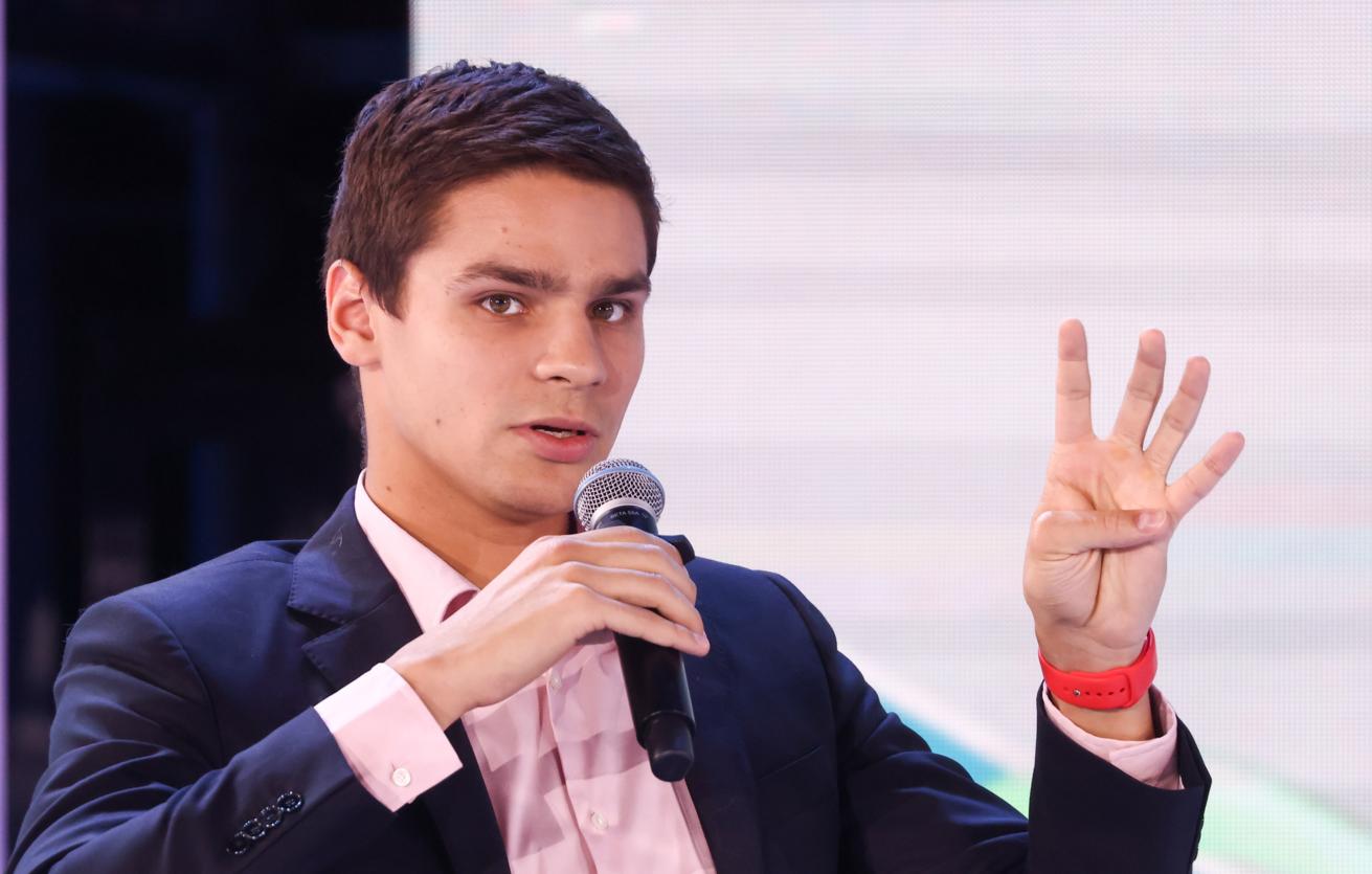 У двукратного олимпийского чемпиона Рылова мошенники вымогают деньги