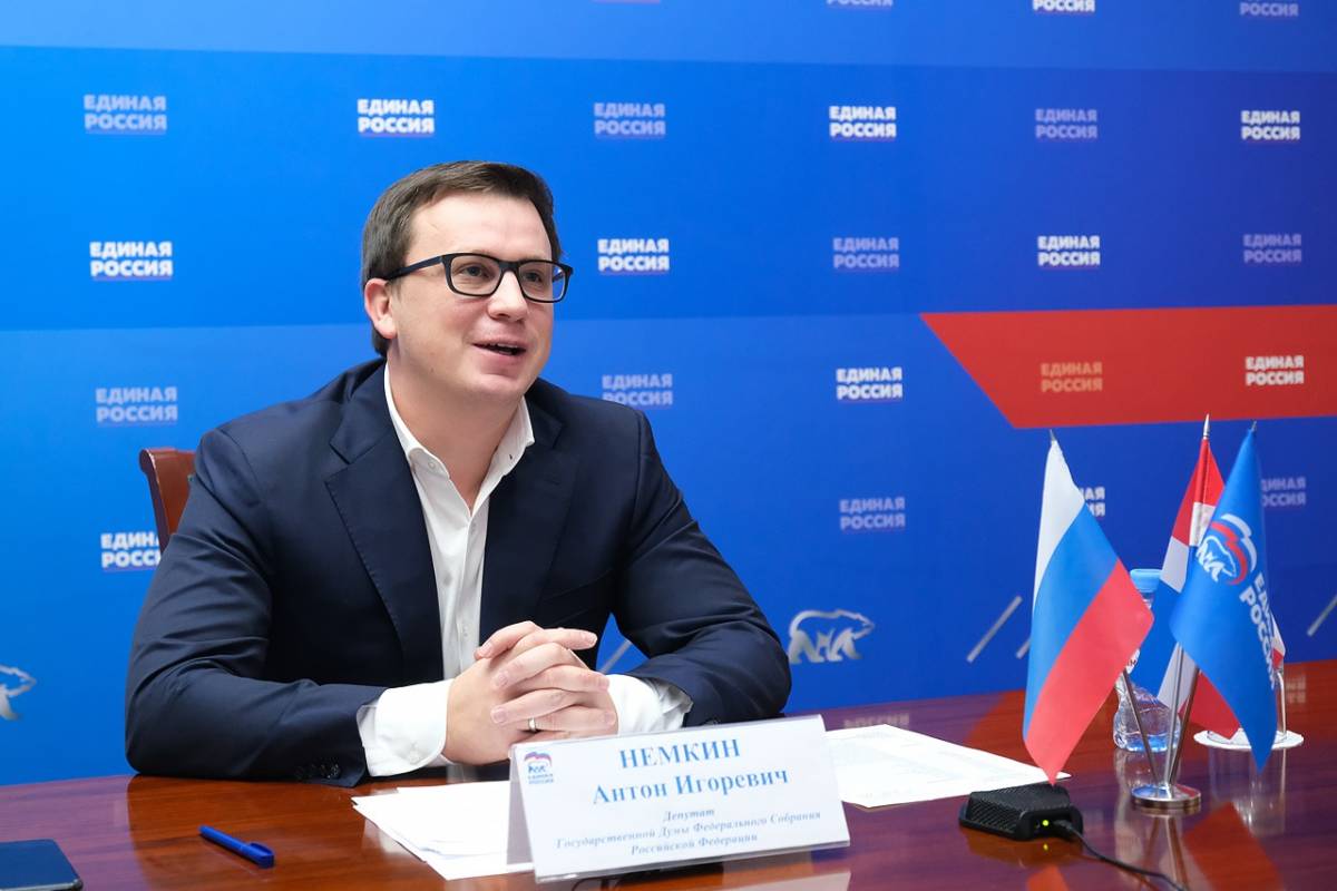 О захвате аккаунтов в соцсетях для масштабирования афер предупредил депутат