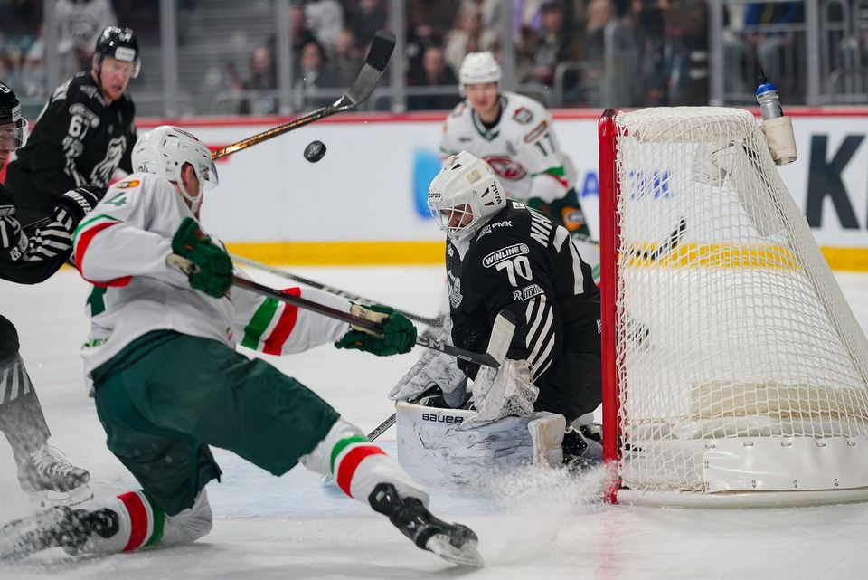 «Трактор» обыграл «Ак Барс» и сократил преимущество казанцев в серии