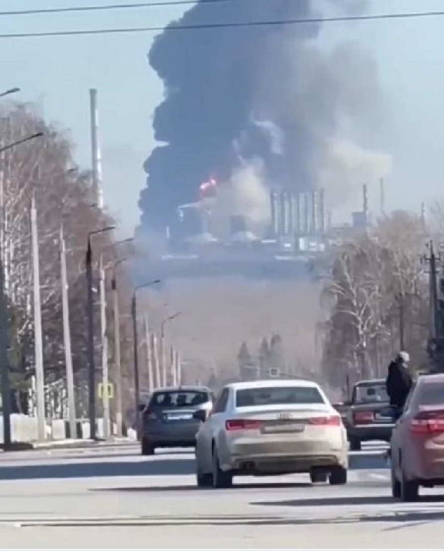 После пожара на Нижнекамскнефтехиме госпитализирован 21 человек