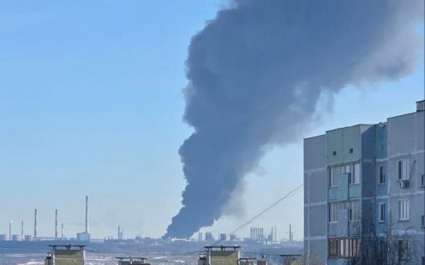 Роспотребнадзор после пожара на Нижнекамскнефтехиме изучает состояние воздуха