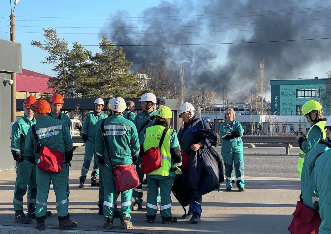 Глава Ростехнадзора побывал на месте взрыва в Нижнекамске