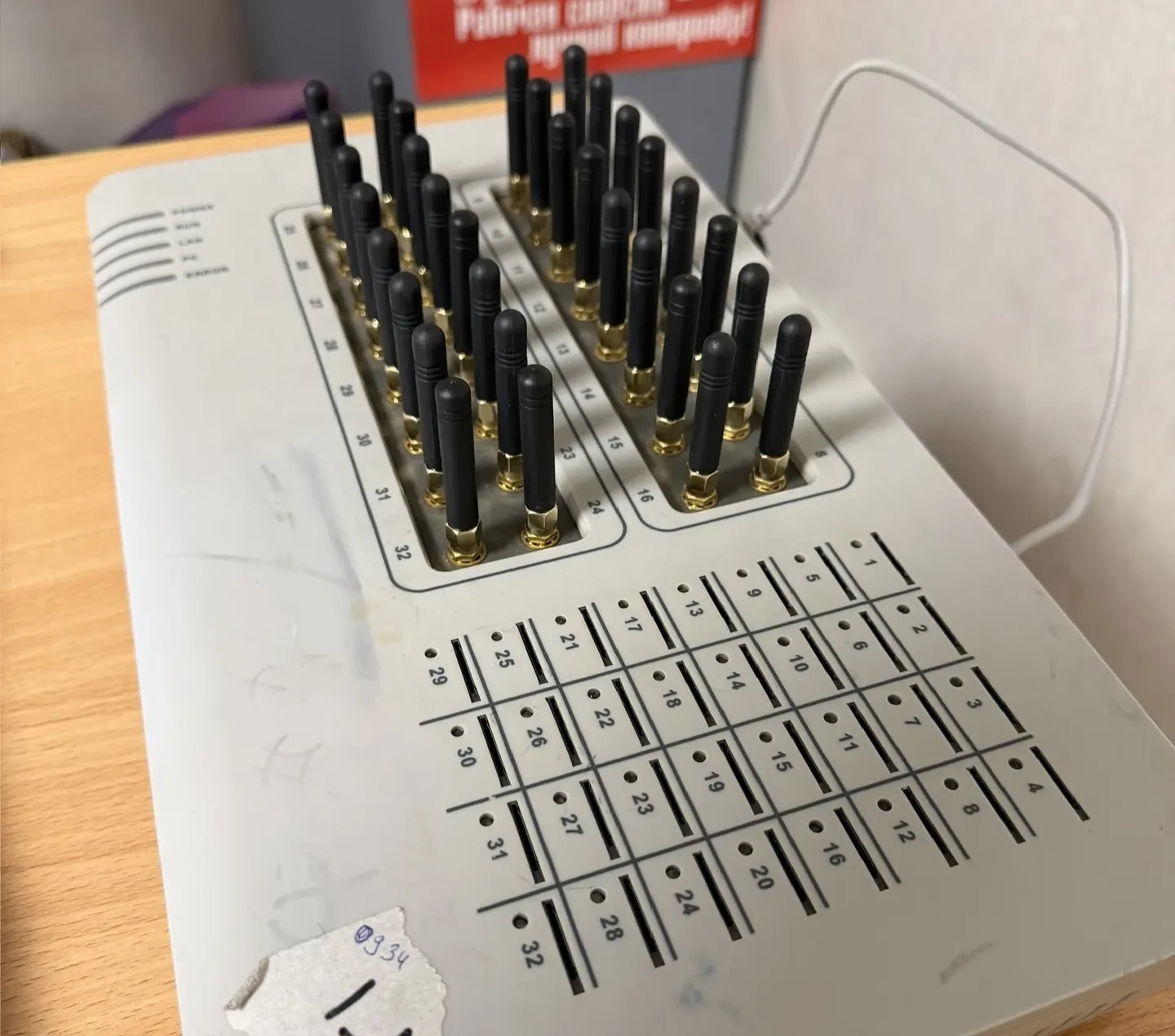 В Нижнекамске у мужчины, помогавшего мошенникам, нашли более 550 сим-карт