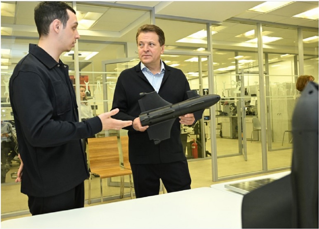 Метшин высоко оценил работу предприятия, выпускающего беспилотные системы