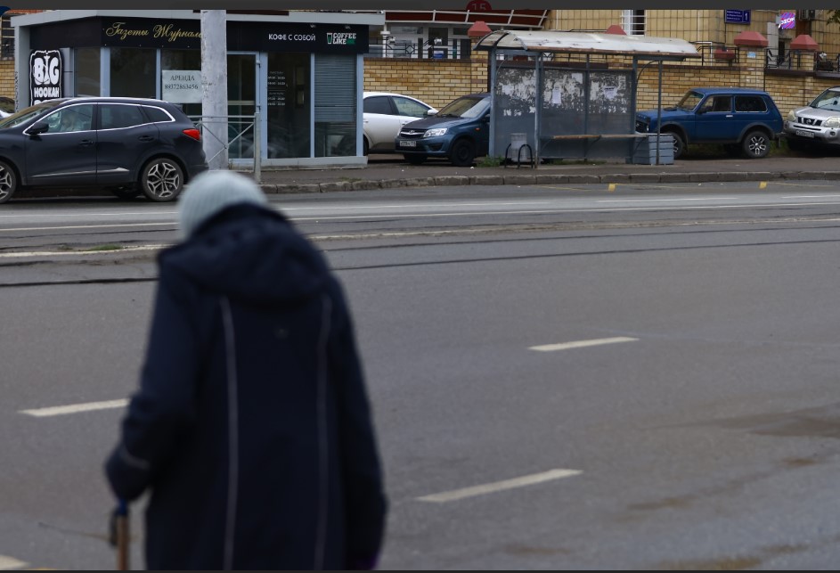 Сколько в России живет людей, которым больше ста лет