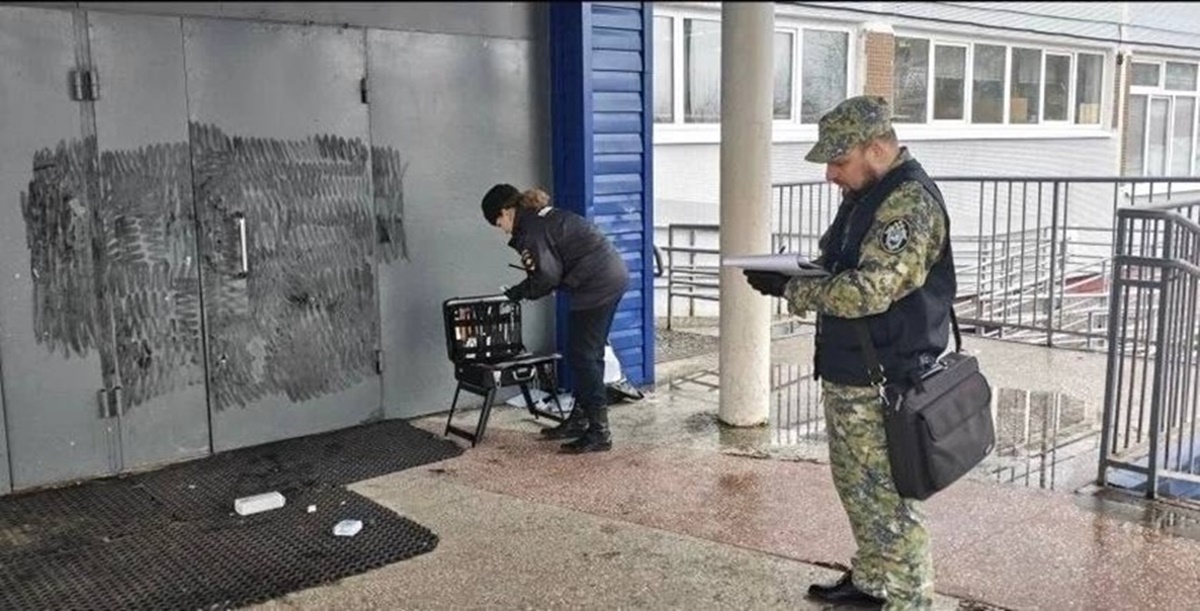 Подросток изрезал учительницу в Пермском крае из-за недопуска к экзаменам