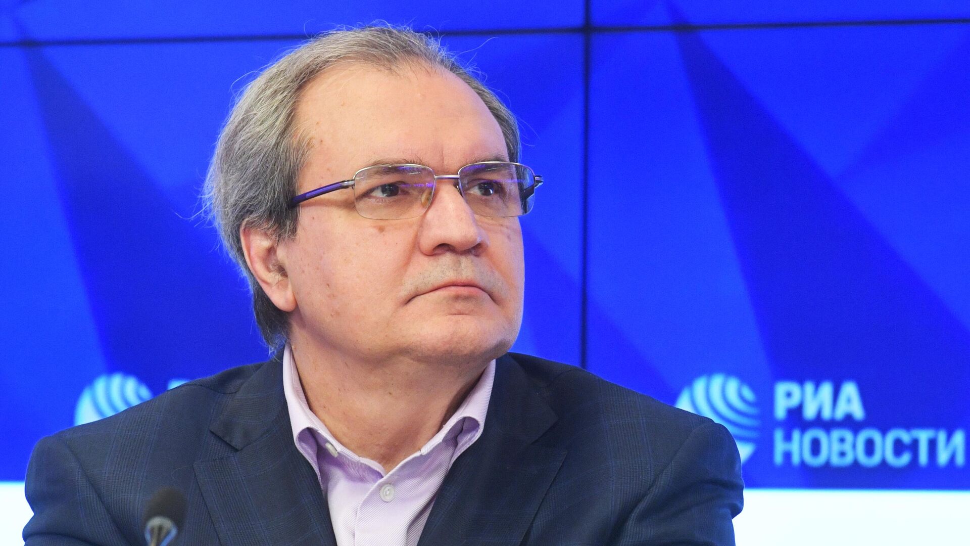 Фадеев не считает решенной проблему травли учителей хулиганами в школе