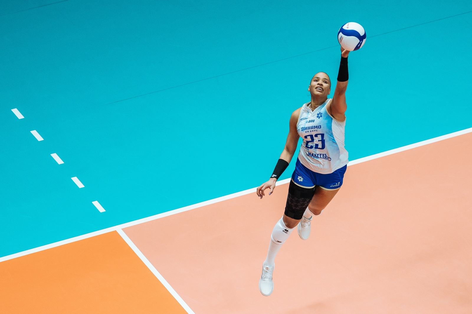 Роман Кручинин / ВК «Динамо - Ак Барс»