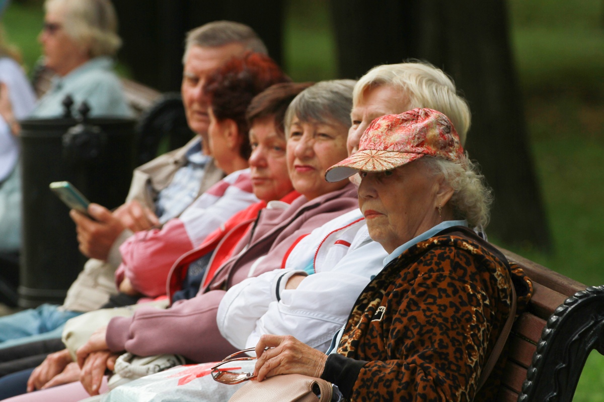 Некоторые пенсионеры досрочно получат майские пенсии