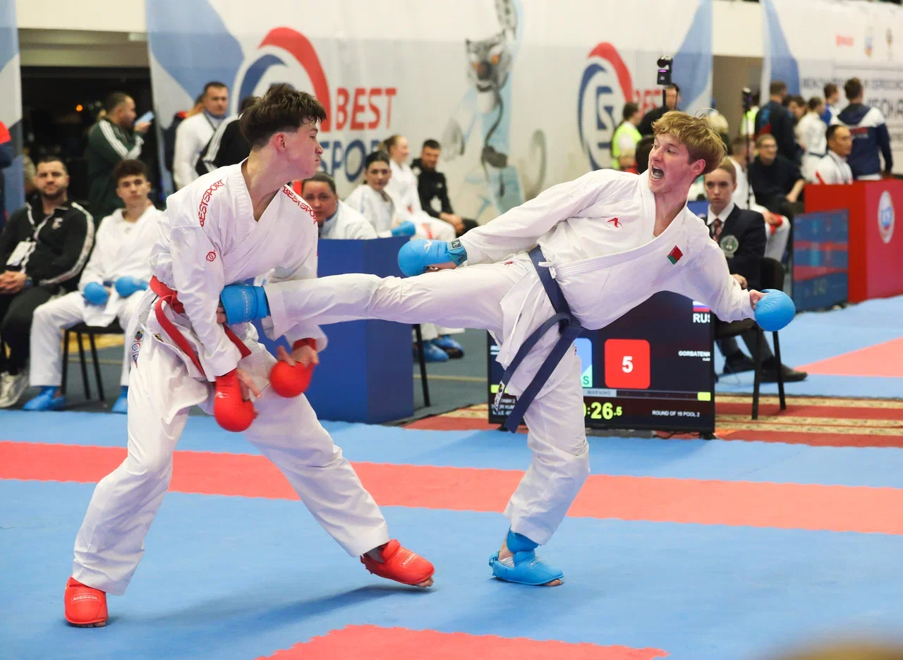 В Казани стартовал международный турнир по карате «Кубок Ак Барс»