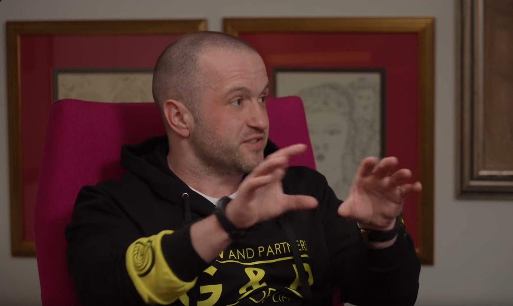 Беглый Эрик Гафаров дал интервью Собчак: собрали самые яркие высказывания