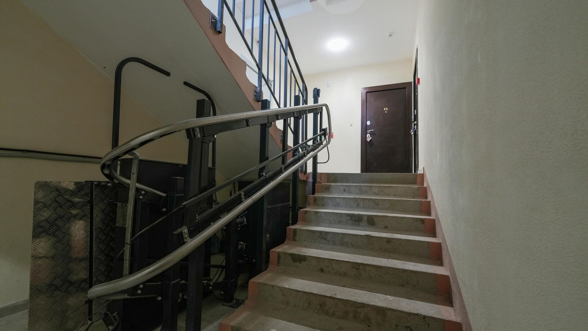 Жалоб на грязь в подъездах Татарстана стало в шесть раз больше