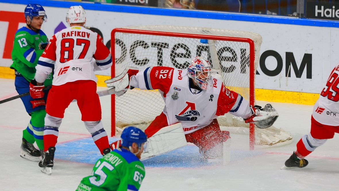 «Локомотив» стал первым участником полуфинала Кубка Гагарина