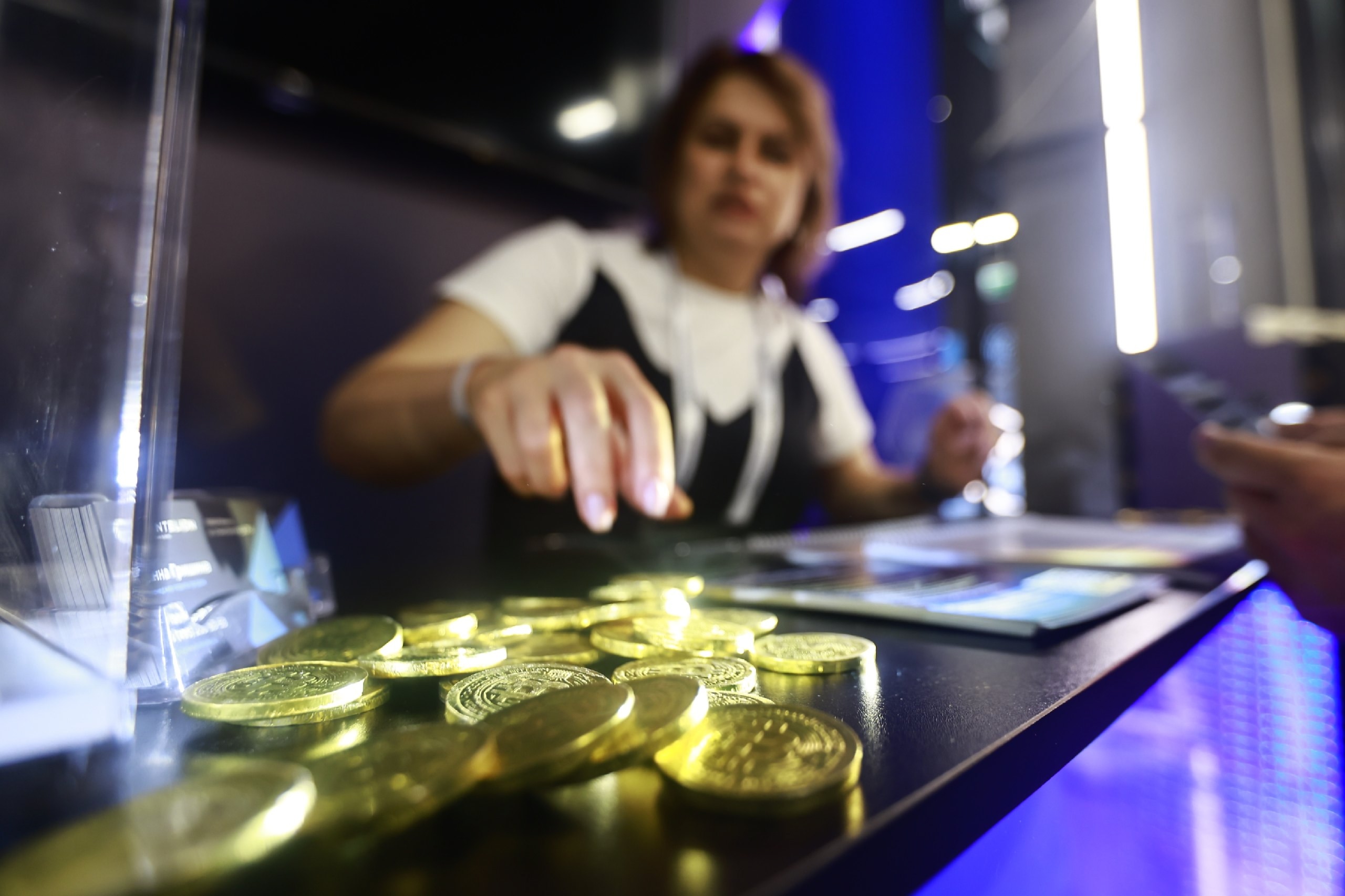 За нелегальные операции с криптовалютой в России предложили сажать до семи лет