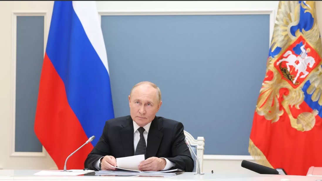 Путин объяснил, чем вызвана отрицательная динамика экономики России