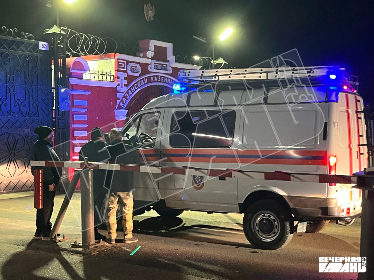 Из-под завалов на пороховом заводе в Казани достали тело мужчины