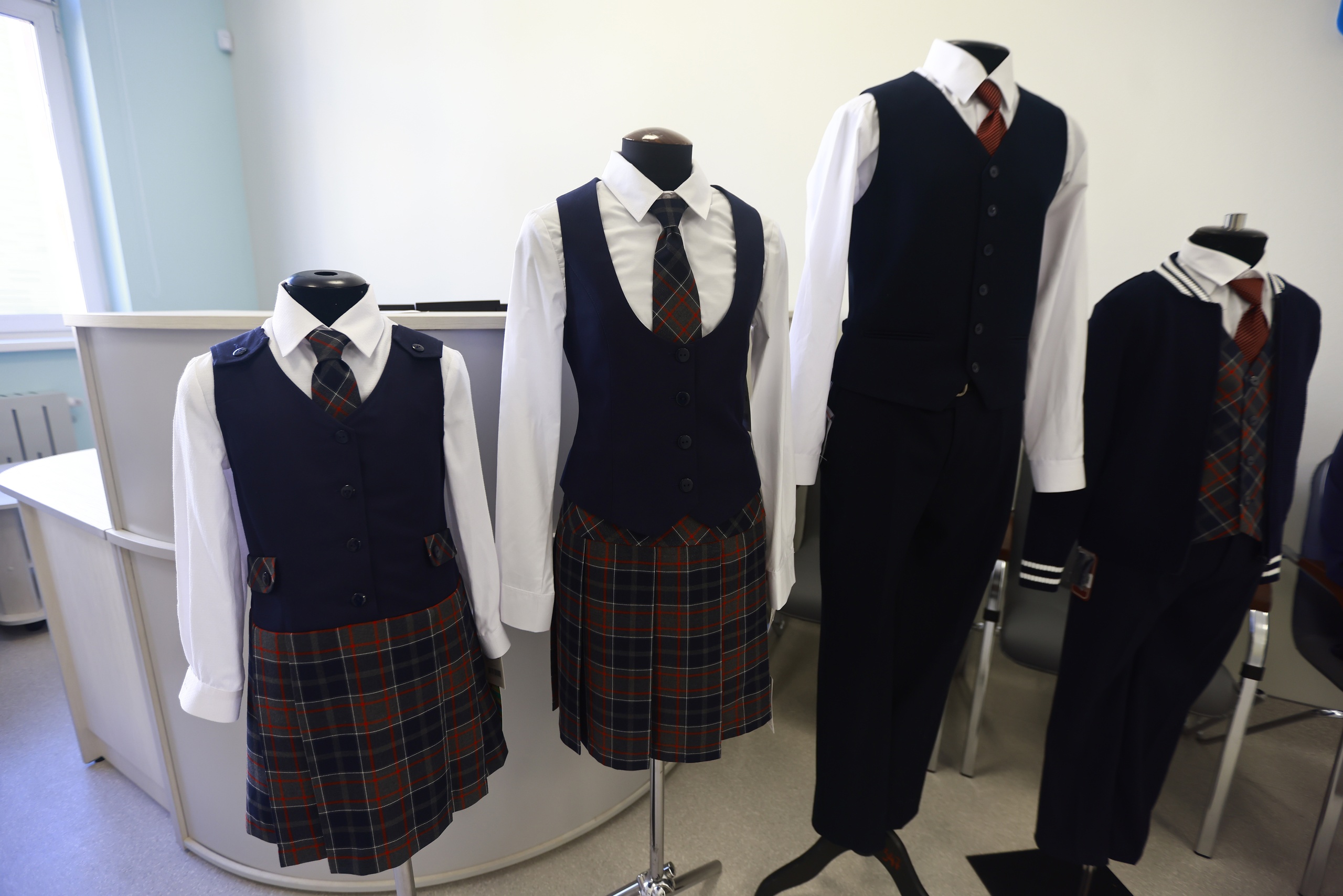 Вводить единую школьную форму в России не планируют