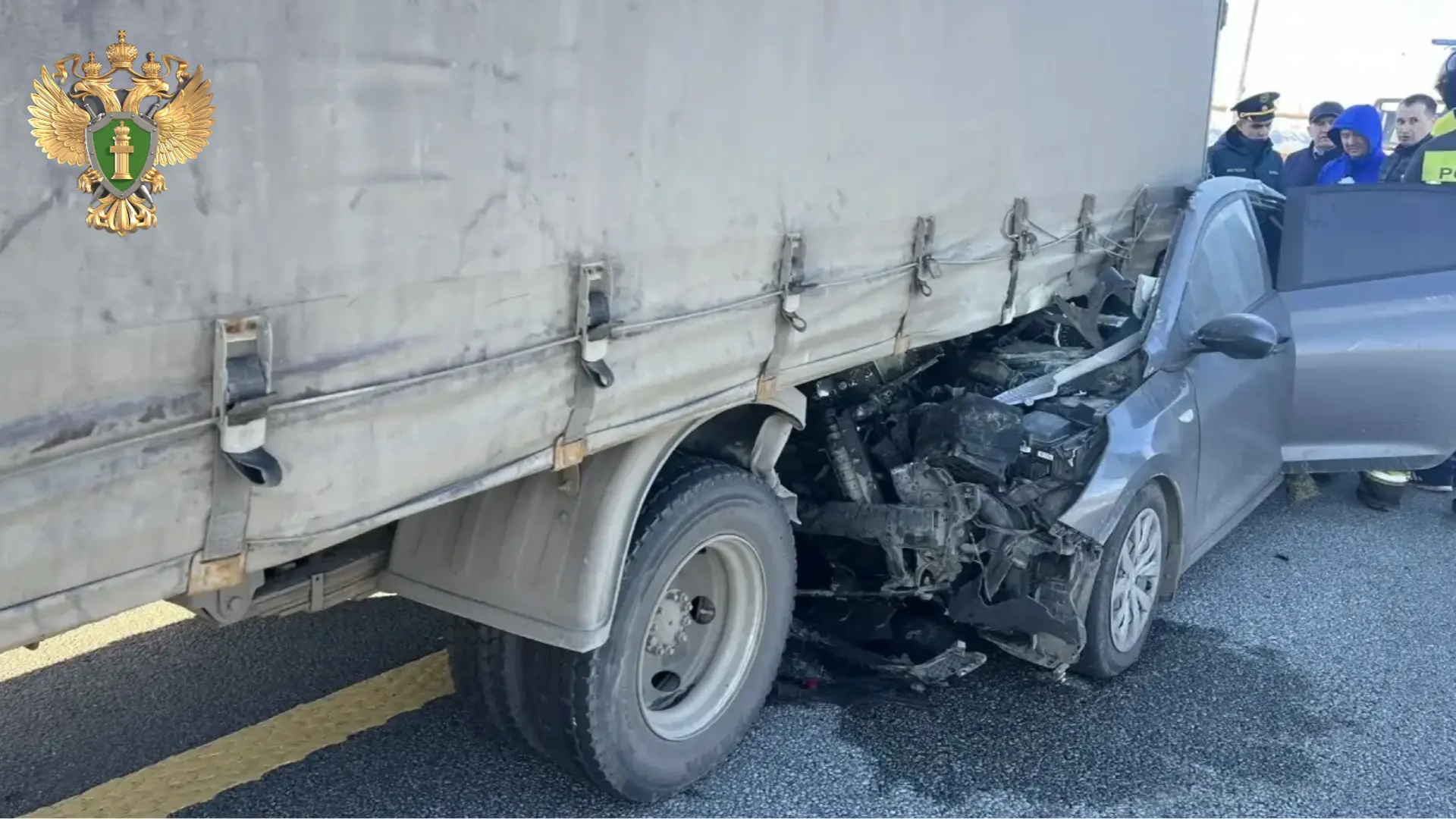 В ДТП в Кайбицком районе Татарстана 4 человек насмерть раздавило грузовиком