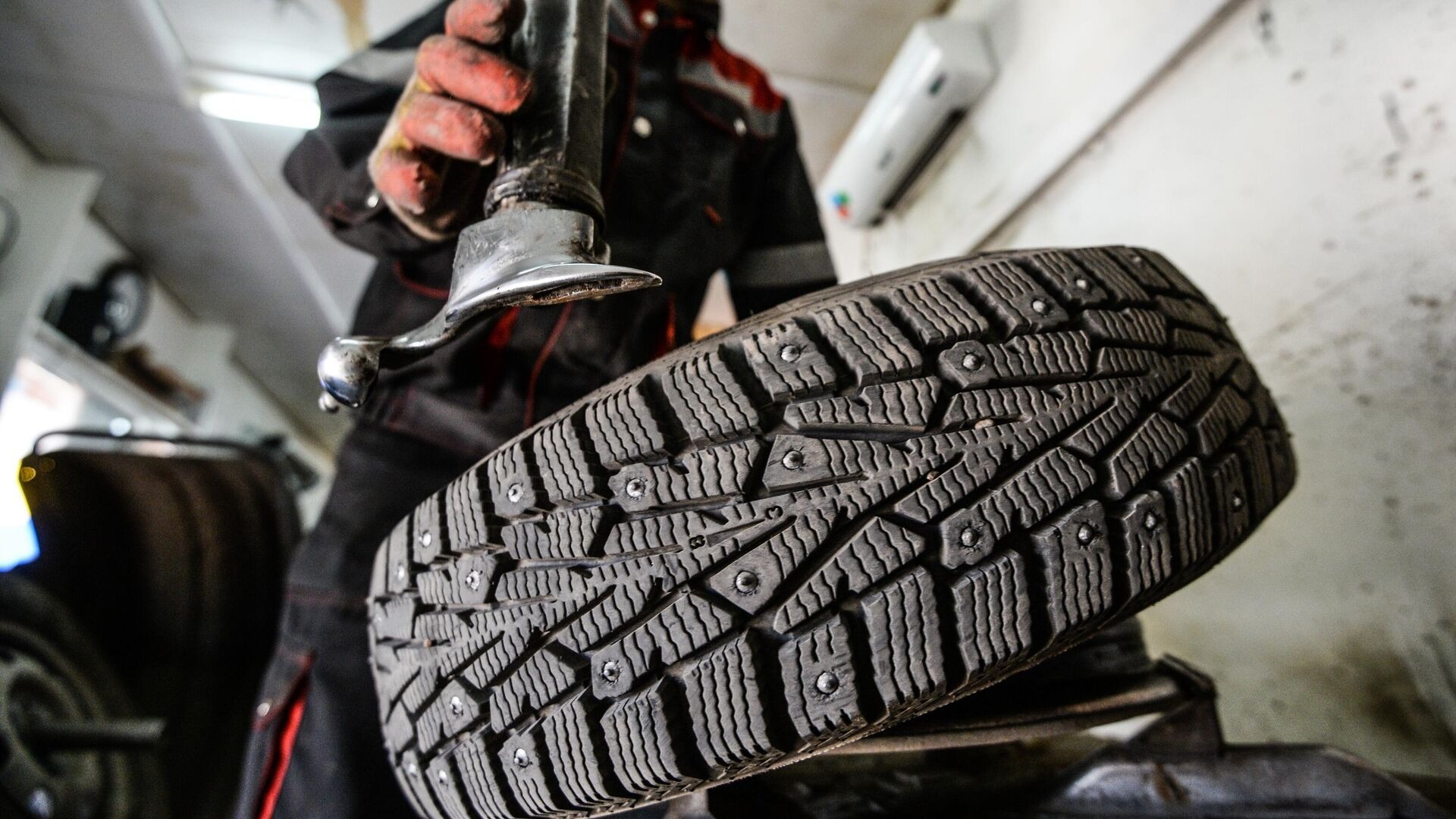 Китайские шины задавили рынок: российские заводы просят защиты от демпинга