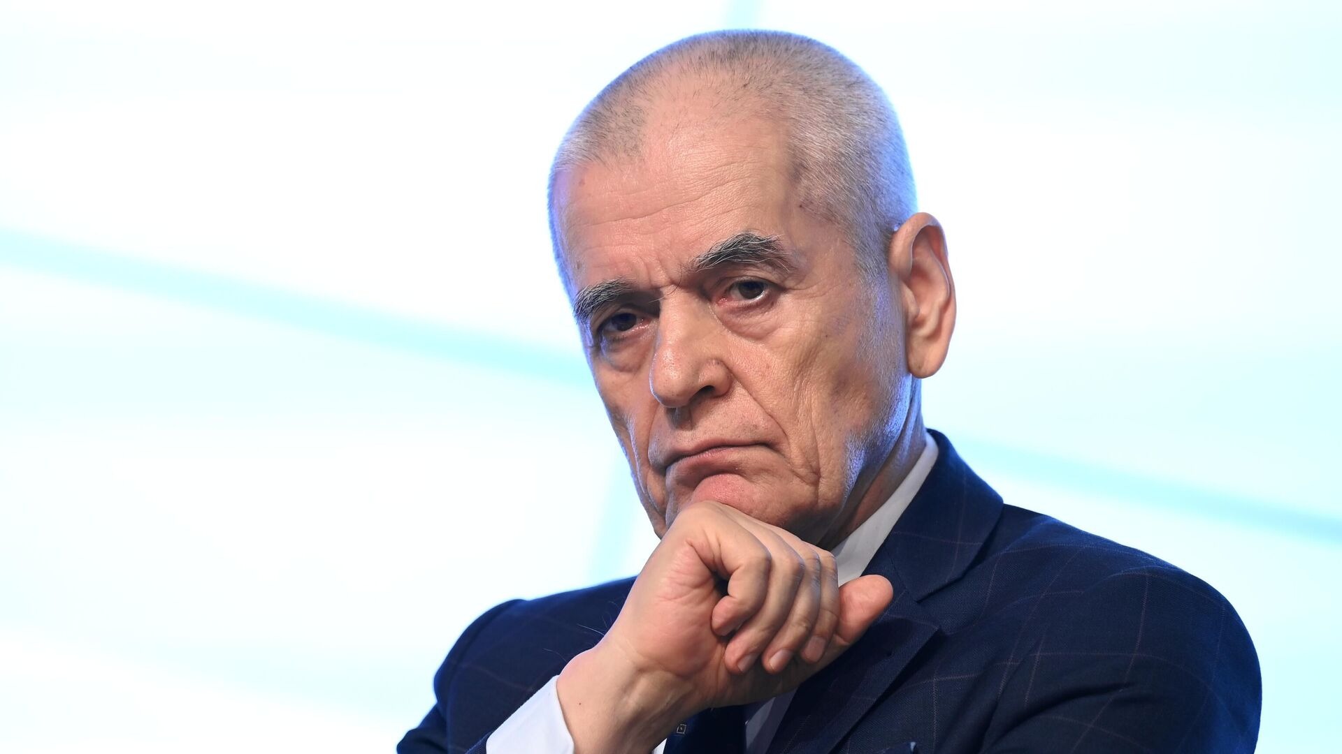 Онищенко заявил, что оспа обезьян начала местно распространяться в России