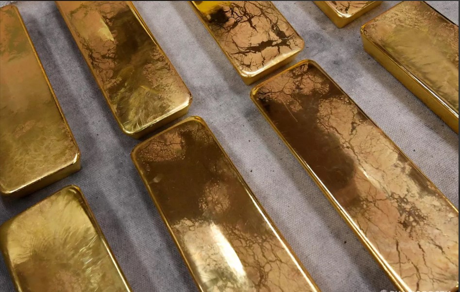 С 1 мая ограничат вывоз из России золота