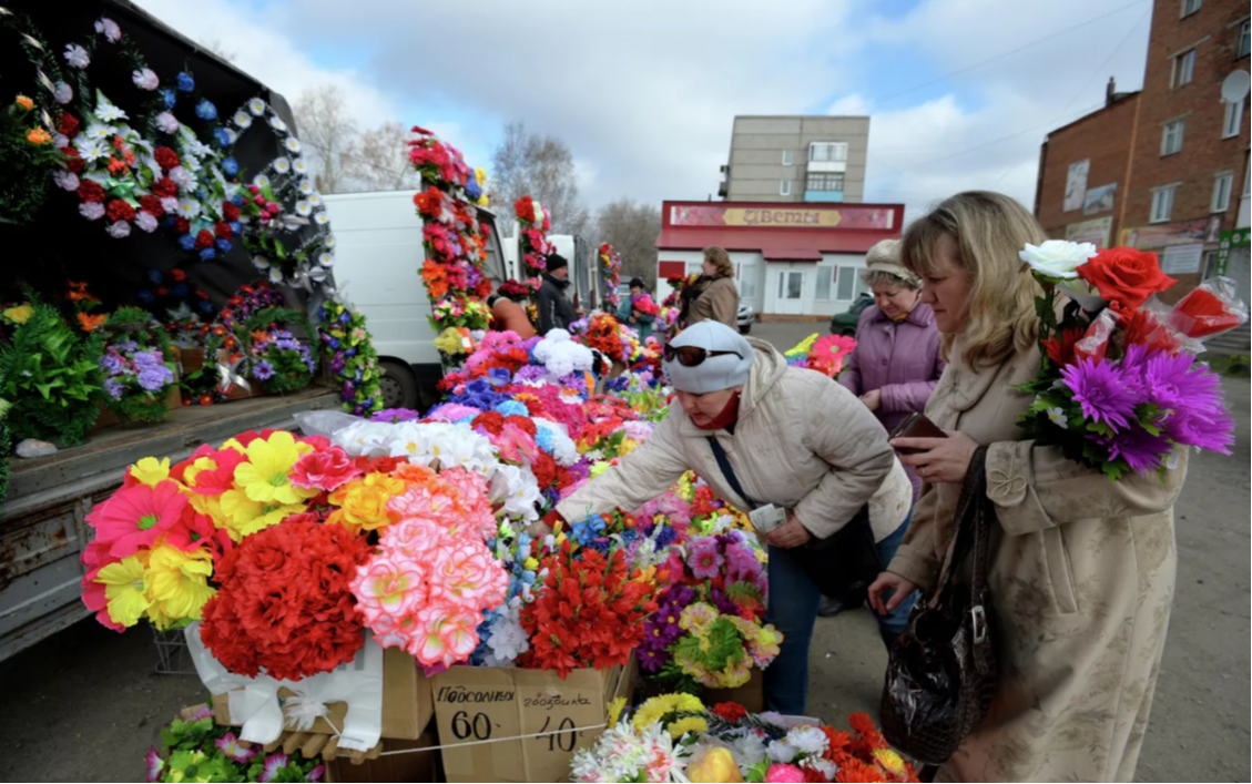Радоница-2026: как правильно помянуть близких и что нельзя делать