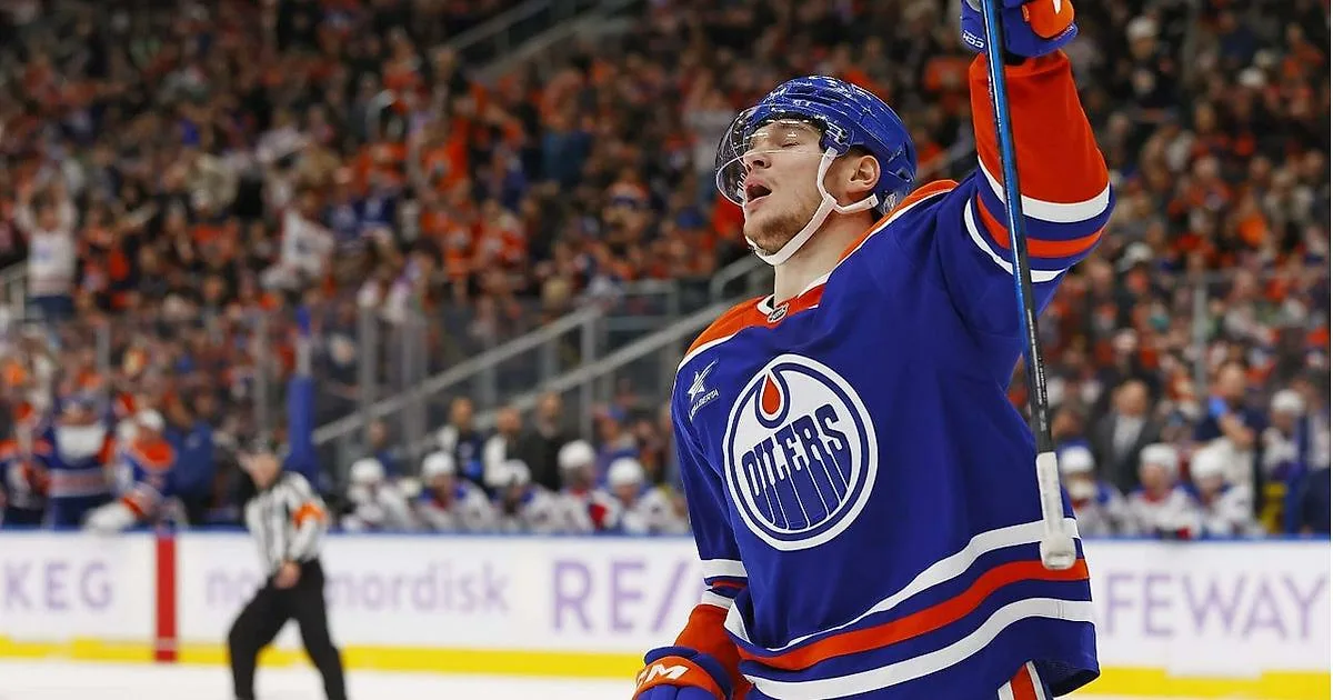 Два россиянина отличились в матчах первого раунда плей-офф НХЛ