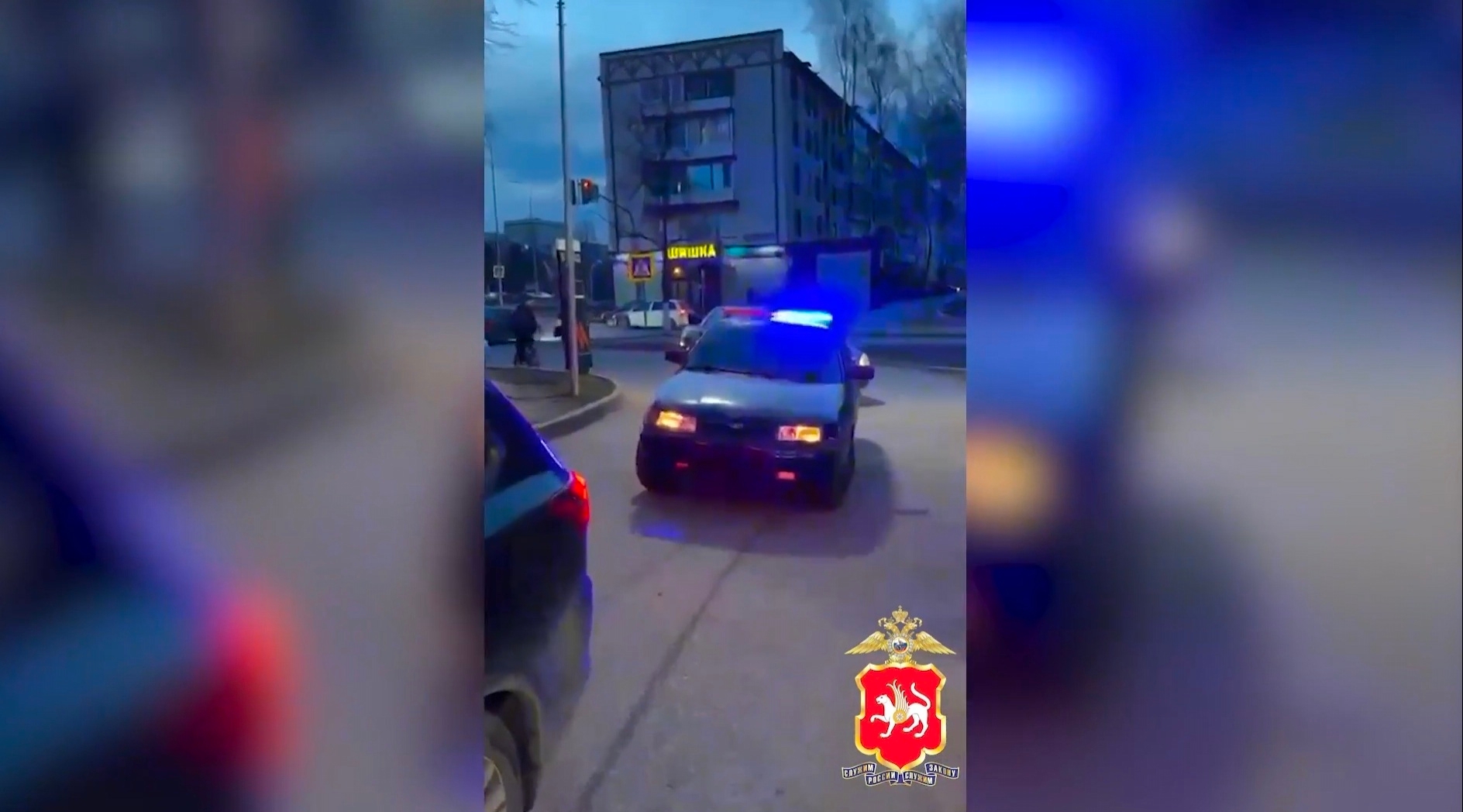 Двух парней из Елабуги наказали за «полицейские мигалки» на авто и тонировку