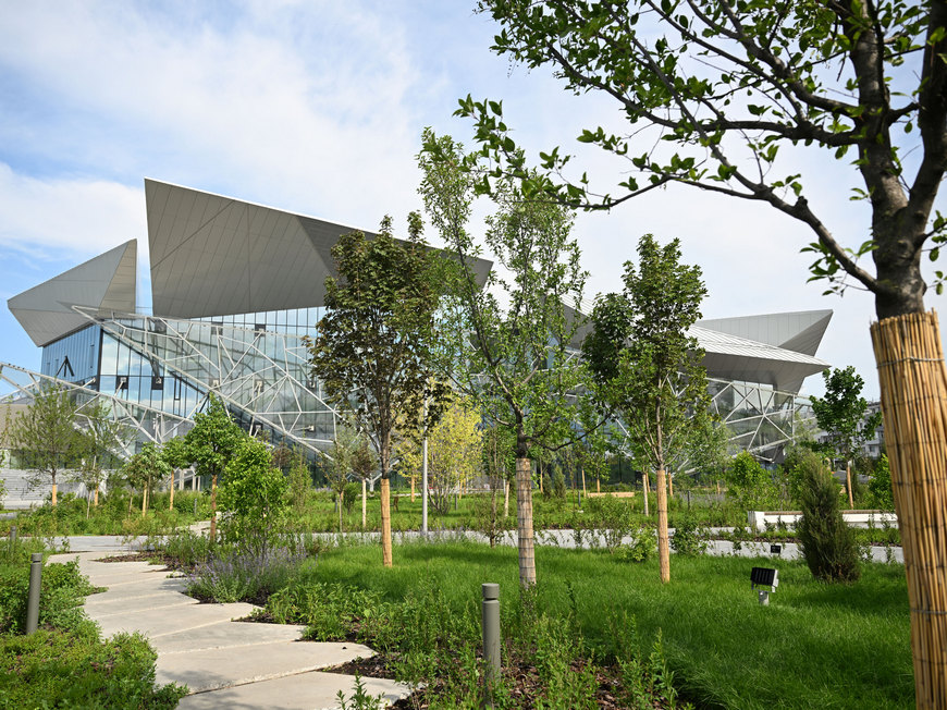 Территория у театра имени Камала в Казани выиграла на премии «Парки России»