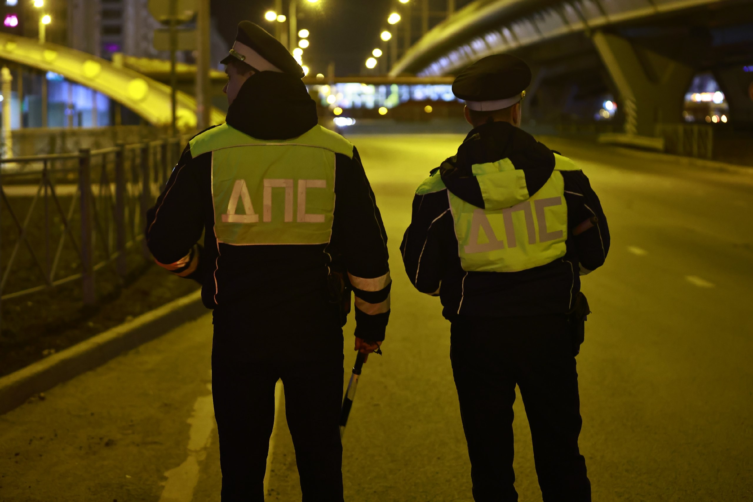 Сотрудники ГИБДД Казани попали под уголовку после продажи мочи пьяному водителю