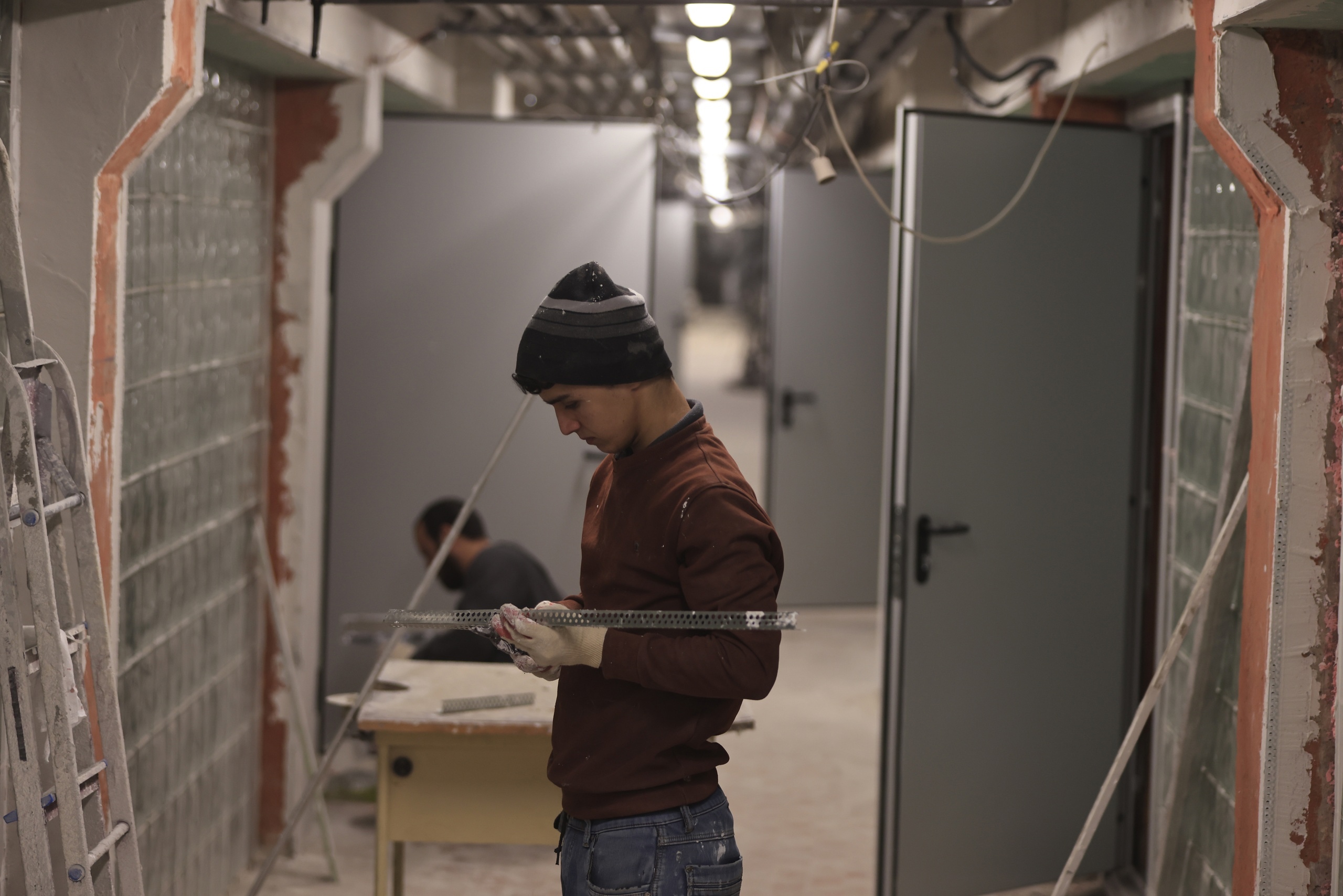 Россияне массово судятся с застройщиками из-за некачественной отделки