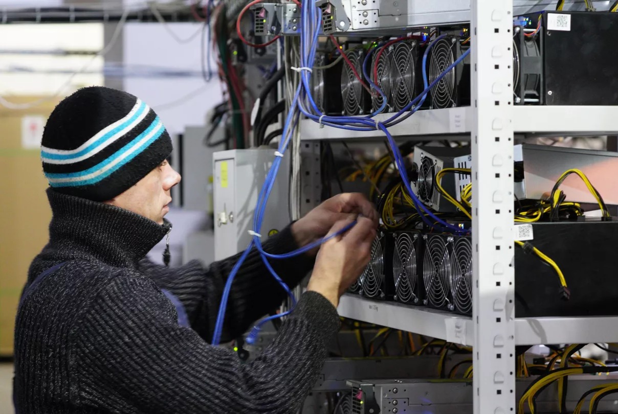 Как ФНС следит за майнерами «крипты» в Татарстане