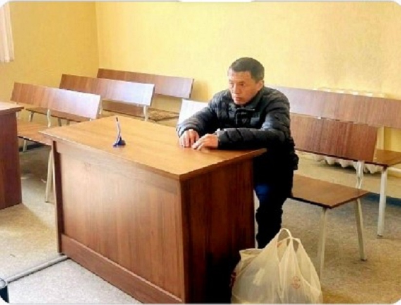 Пытавшегося прорваться к губернатору Свердловской области мужчину арестовали