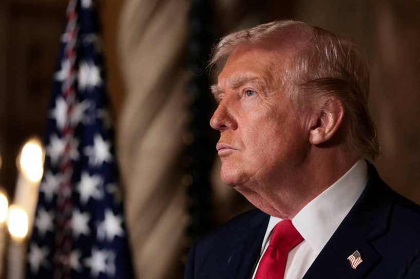 Трамп приостановил операцию по освобождению судов в Персидском заливе