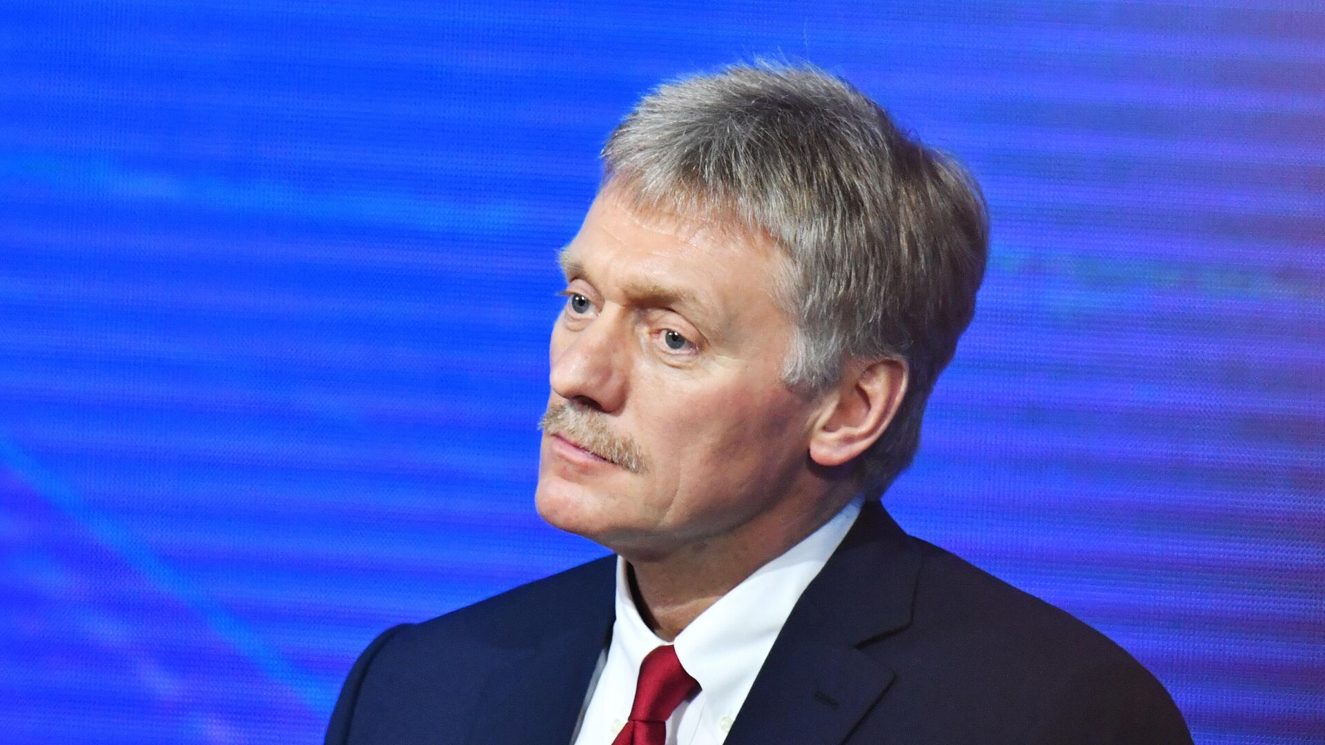 Песков подтвердил готовность России к диалогу с ЕС, но она не будет его начинать