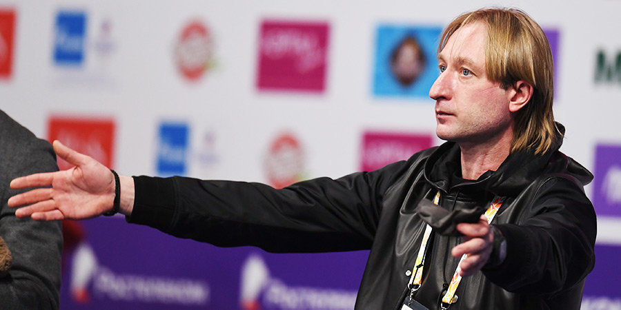 Плющенко и его сын закрыли соцсети после получения гражданства Азербайджана