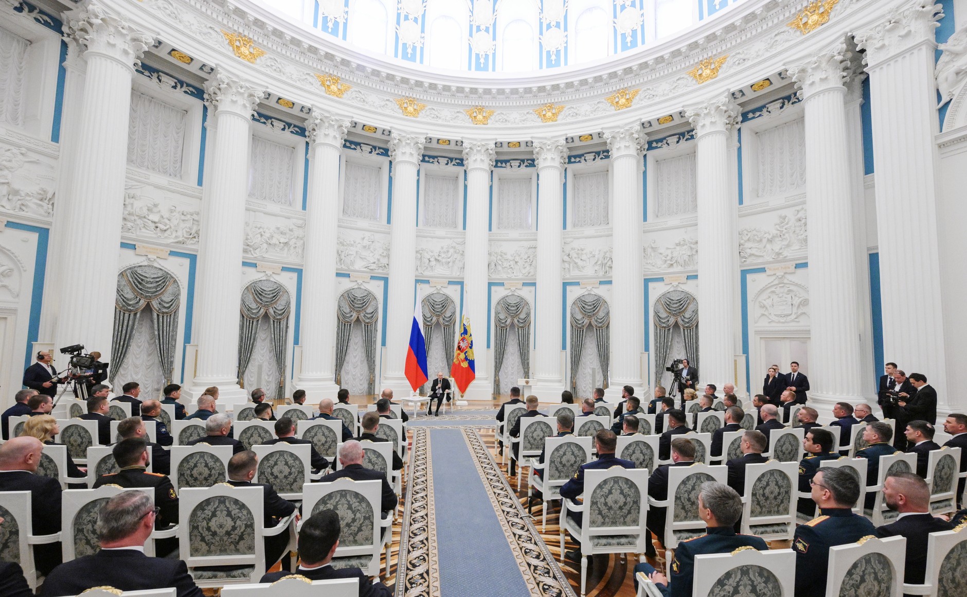 Путин готов передать будущее России «в руки» участникам СВО