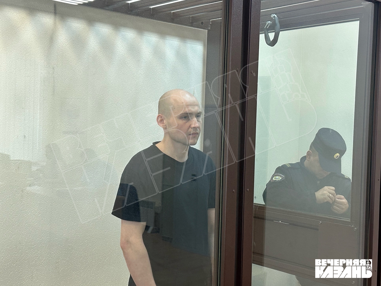Курьер телефонных мошенников заработал 20 тысяч и попал под суд в Казани