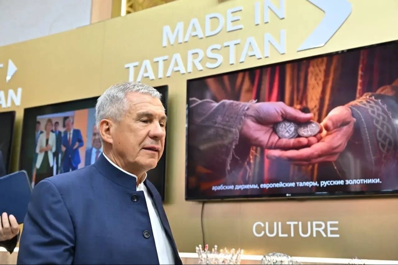 Минниханов приехал на ПМЭФ в Петербург представлять потенциал Татарстана