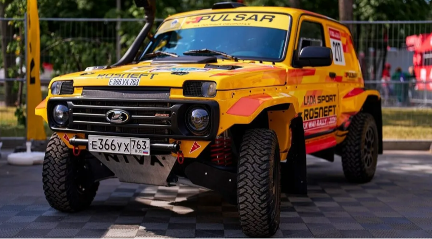 «АвтоВАЗ» показал гоночную Lada Niva Sport Turbo с мотором на 280 лошадиных сил