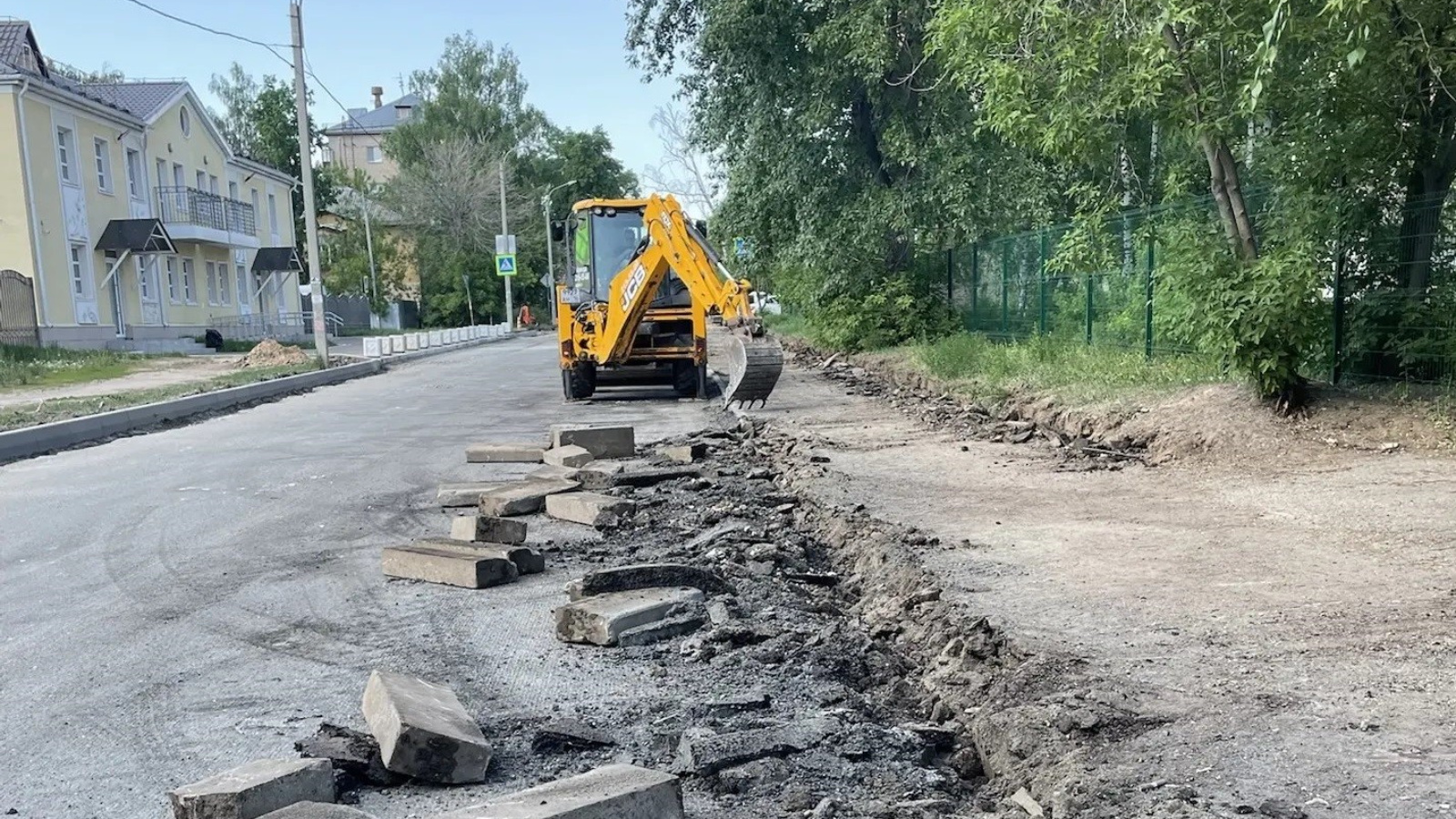 Дорогу на улице Маршрутной в Казани начали ремонтировать