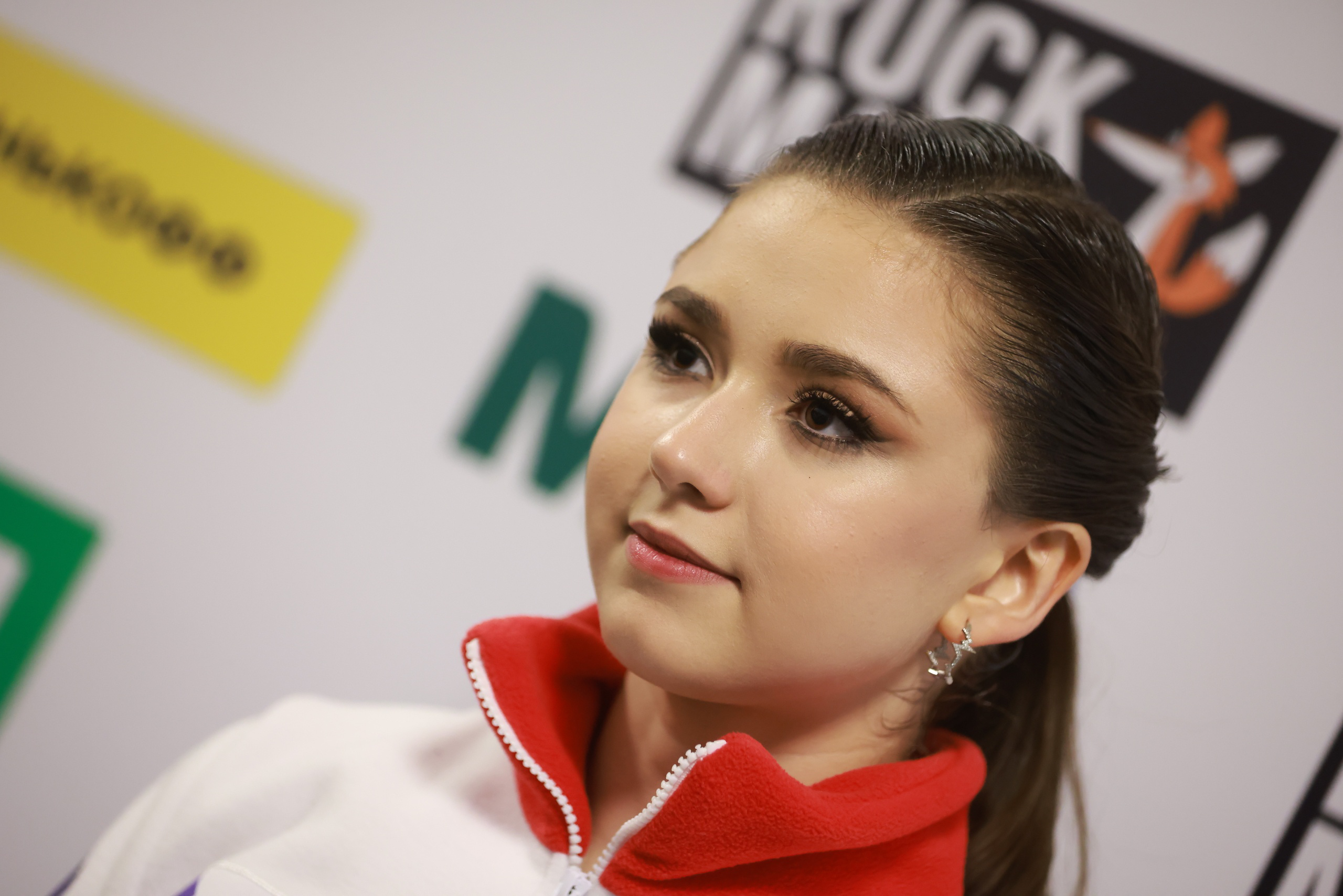 Камила Валиева возобновила отношения с хоккеистом Нестеровым