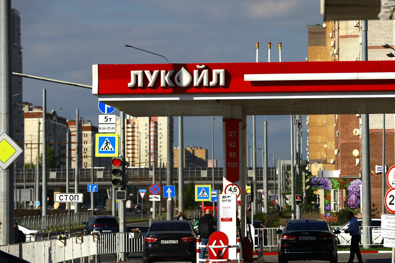 Производителям дизеля могут временно запретить экспорт, сообщил Новак